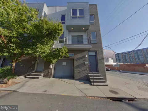 101 Poplar St, Philadelphia, PA 19123