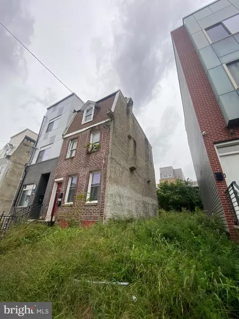 2116 N Franklin St, Philadelphia, PA 19122
