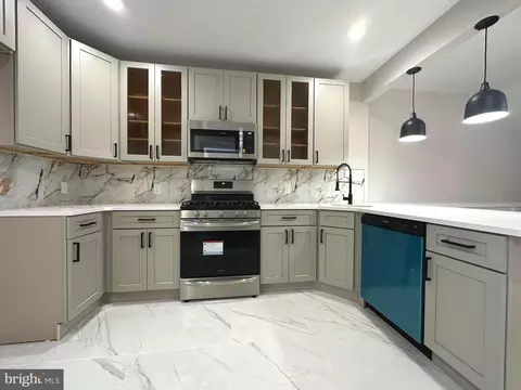 4827 N 9th St, Philadelphia, PA 19141