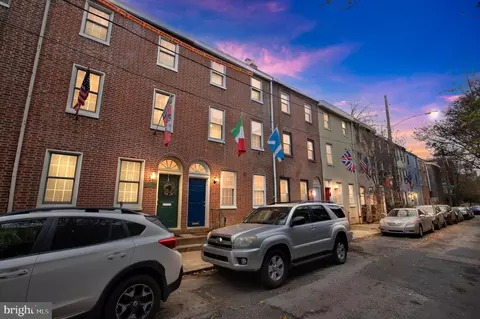 1118 Rodman St, Philadelphia, PA 19147