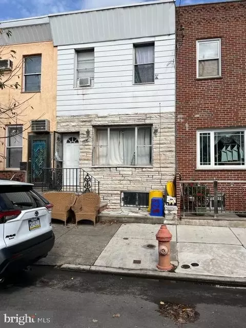 823 Jackson St, Philadelphia, PA 19148