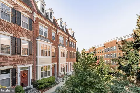 401 Governors Ct, Philadelphia, PA 19146