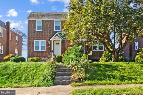 1914 Afton St, Philadelphia, PA 19111