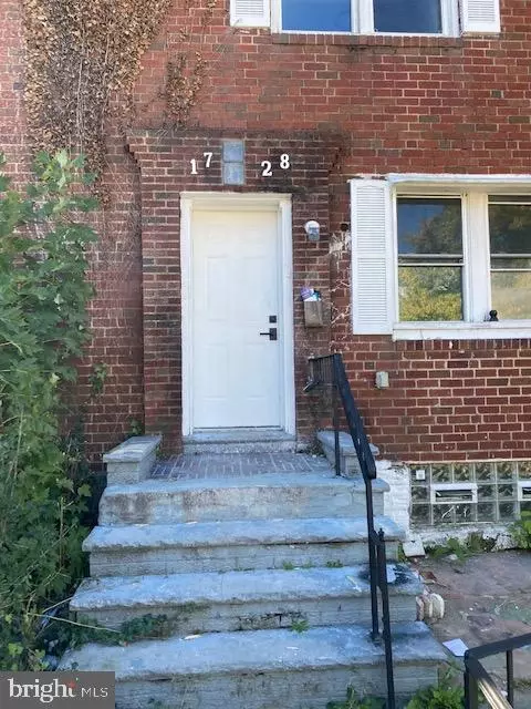 1728 S Edgewood St, Philadelphia, PA 19142