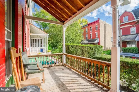 3213 Turner St, Philadelphia, PA 19121