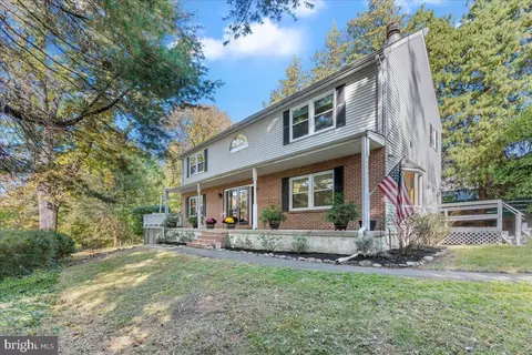 3525 W School House Ln, Philadelphia, PA 19129