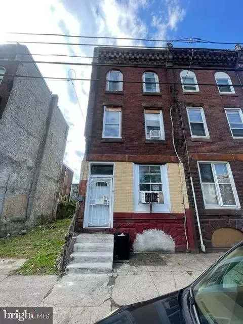 2720 Ridge Ave, Philadelphia, PA 19121