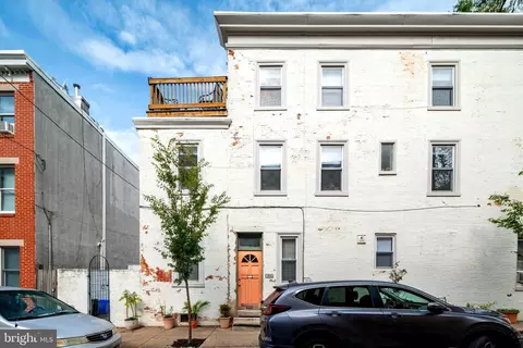 704 N 24th St, Philadelphia, PA 19130