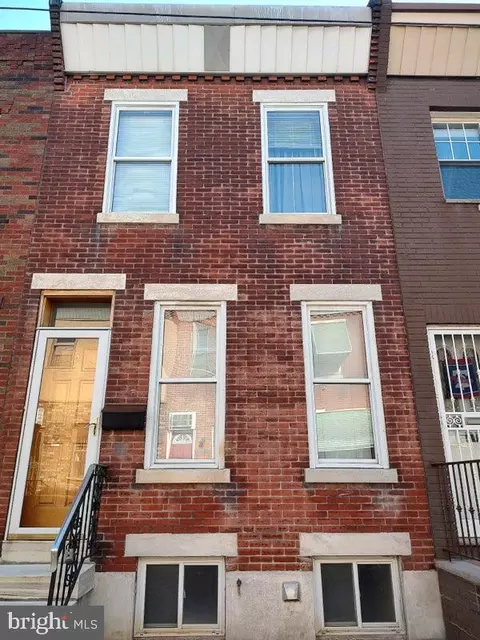 1126 Tree St, Philadelphia, PA 19148