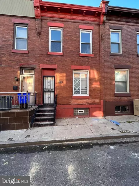 2736 N Opal St, Philadelphia, PA 19132