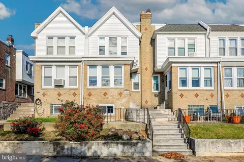 638 Jamestown St, Philadelphia, PA 19128