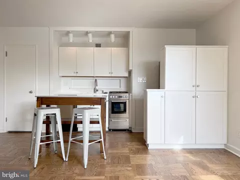 2601 Pennsylvania Ave #307, Philadelphia, PA 19130