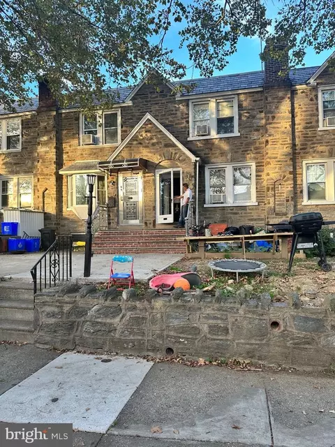 3249 Saint Vincent St, Philadelphia, PA 19149