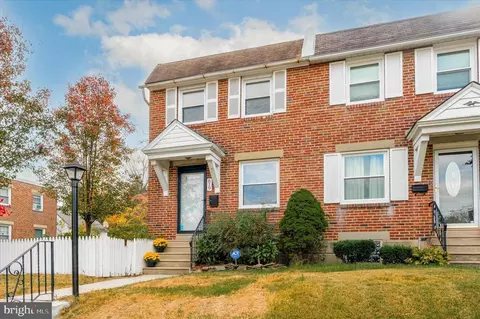 619 Acorn St, Philadelphia, PA 19128