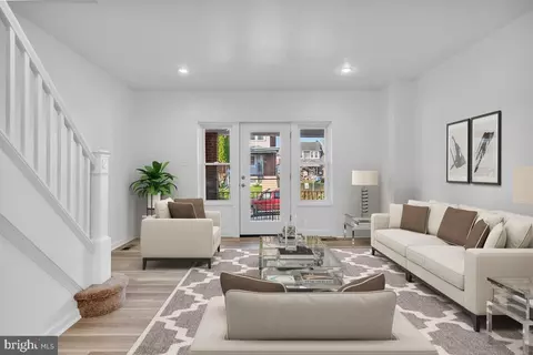 4245 Frost St, Philadelphia, PA 19136