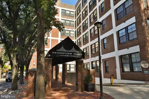 315 New St #607, Philadelphia, PA 19106