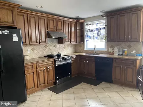 2935 Disston St, Philadelphia, PA 19149