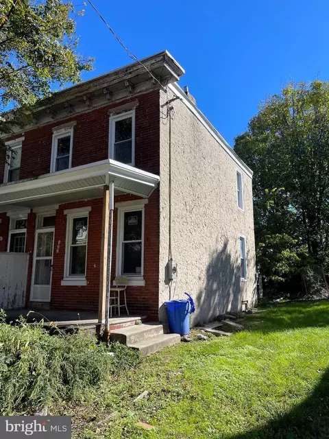 122 W Duval St, Philadelphia, PA 19144