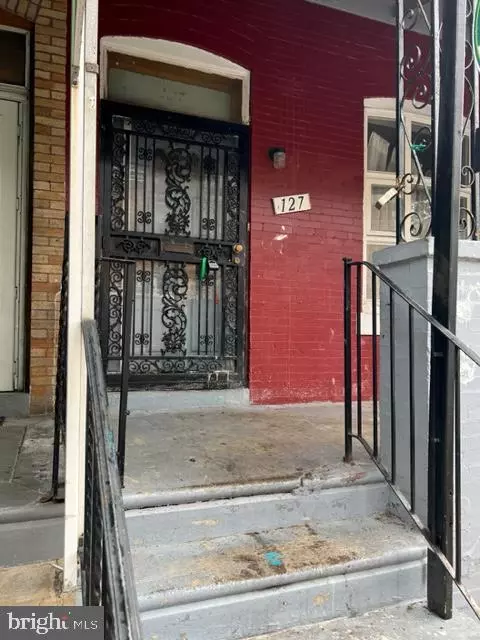 127 N Lindenwood St, Philadelphia, PA 19139