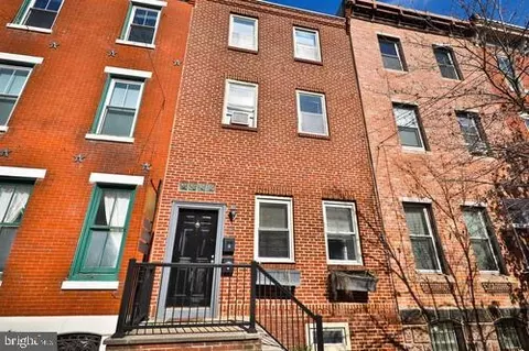 1525 Christian St, Philadelphia, PA 19146