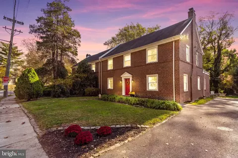 5702 Overbrook Ave, Philadelphia, PA 19131