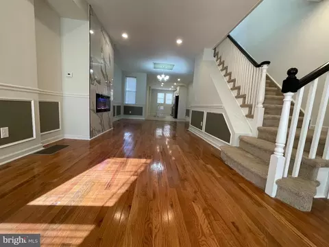 5732 N 16th St, Philadelphia, PA 19141