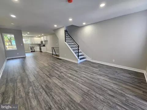 6008 N 19th St, Philadelphia, PA 19141