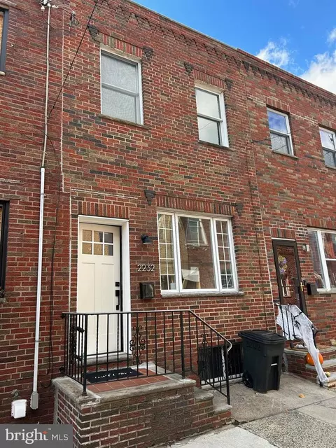 2232 S Colorado St, Philadelphia, PA 19145