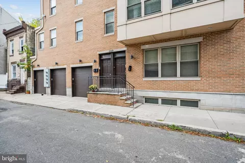 2549 Grays Ferry Ave #C, Philadelphia, PA 19146