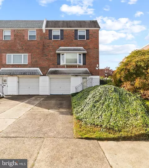412 Rennard St, Philadelphia, PA 19116