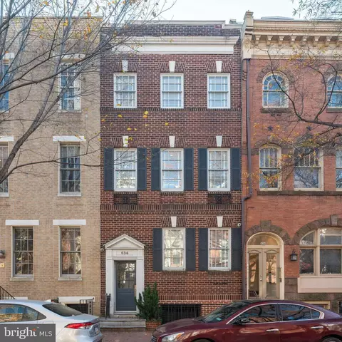 634 Pine St, Philadelphia, PA 19106