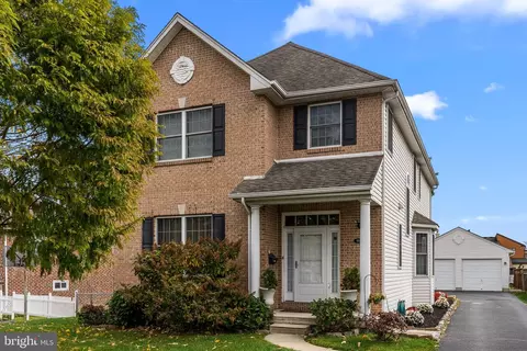 9943 Verree Rd, Philadelphia, PA 19115
