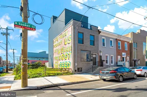 2002 Tasker St, Philadelphia, PA 19145