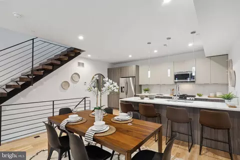 119 Greenwich St #4, Philadelphia, PA 19147