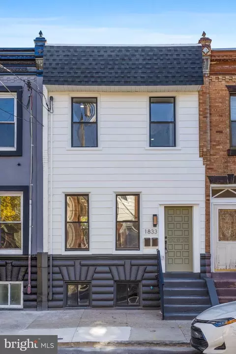1833 S 20th St, Philadelphia, PA 19145