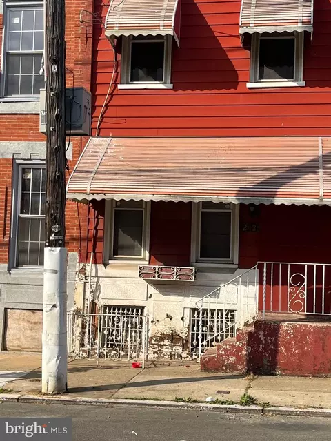 2436 N 16th St, Philadelphia, PA 19132