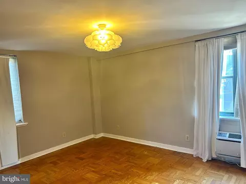 2601 Pennsylvania Ave #253, Philadelphia, PA 19130