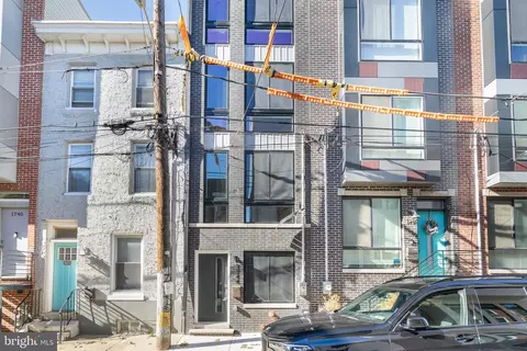 1744 Waterloo St, Philadelphia, PA 19122
