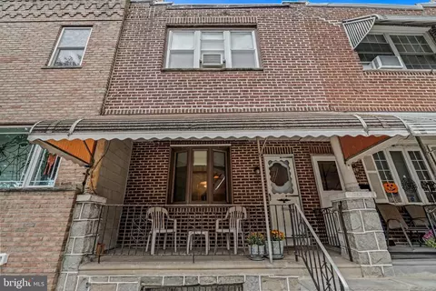 2946 S 16th St, Philadelphia, PA 19145