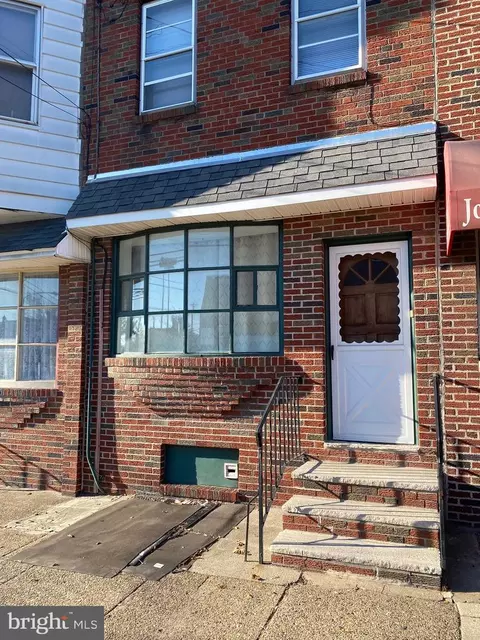 2722 E Allegheny Ave, Philadelphia, PA 19134