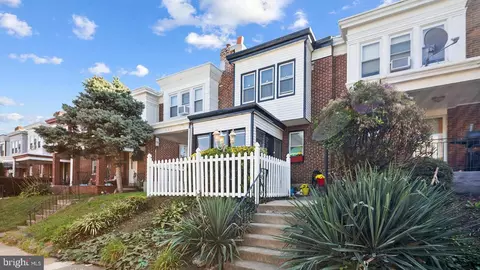 366 W Milne St, Philadelphia, PA 19144