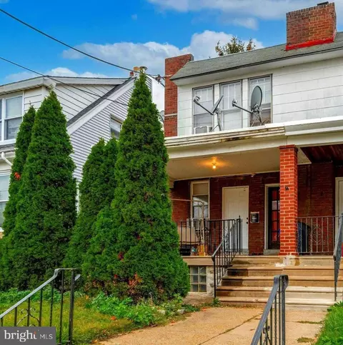 6412 Montour St, Philadelphia, PA 19111