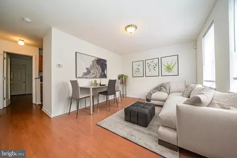 1921 Morse St, Philadelphia, PA 19121