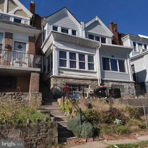 5602 N Warnock St, Philadelphia, PA 19141