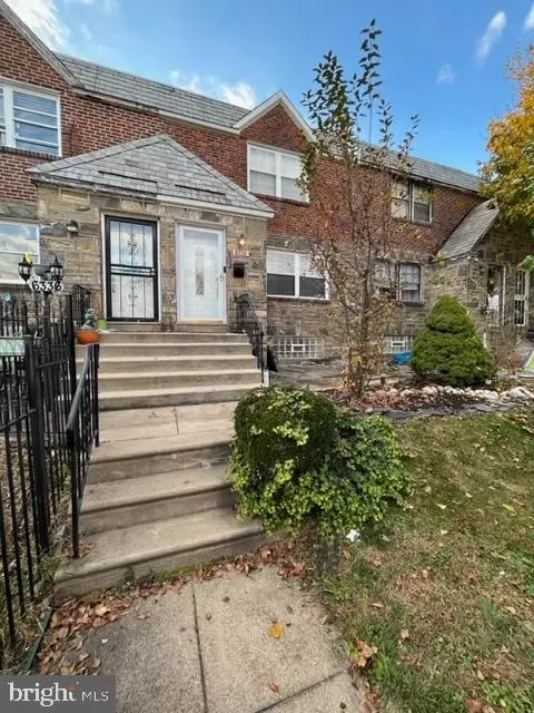 6338 Everett St, Philadelphia, PA 19149