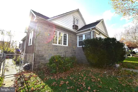 1918 Chandler St, Philadelphia, PA 19111