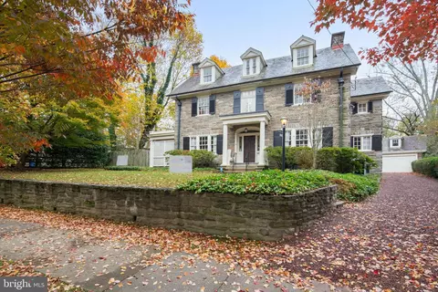 7412 Crittenden St, Philadelphia, PA 19119