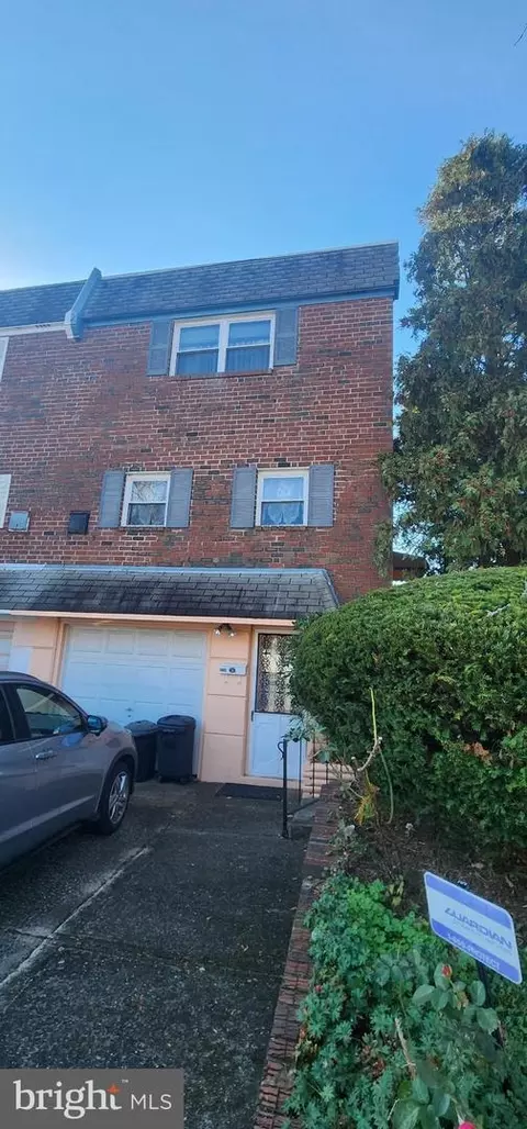 374 Selma St, Philadelphia, PA 19116