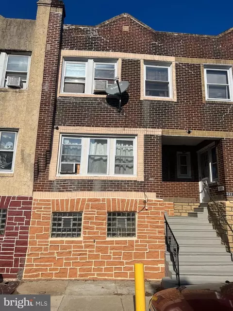 311 W Annsbury St, Philadelphia, PA 19140