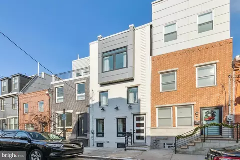 2215 Montrose St, Philadelphia, PA 19146